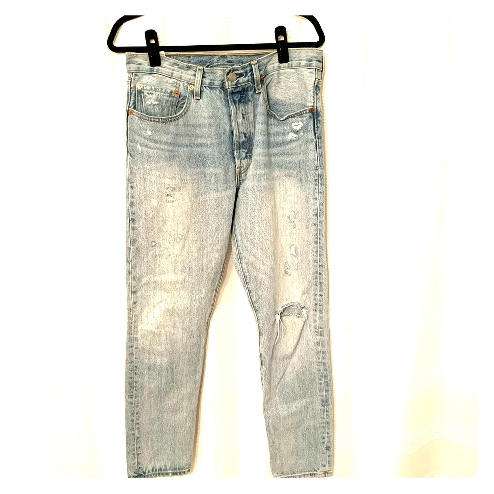 Levi’s 501 skinny jeans in light wash